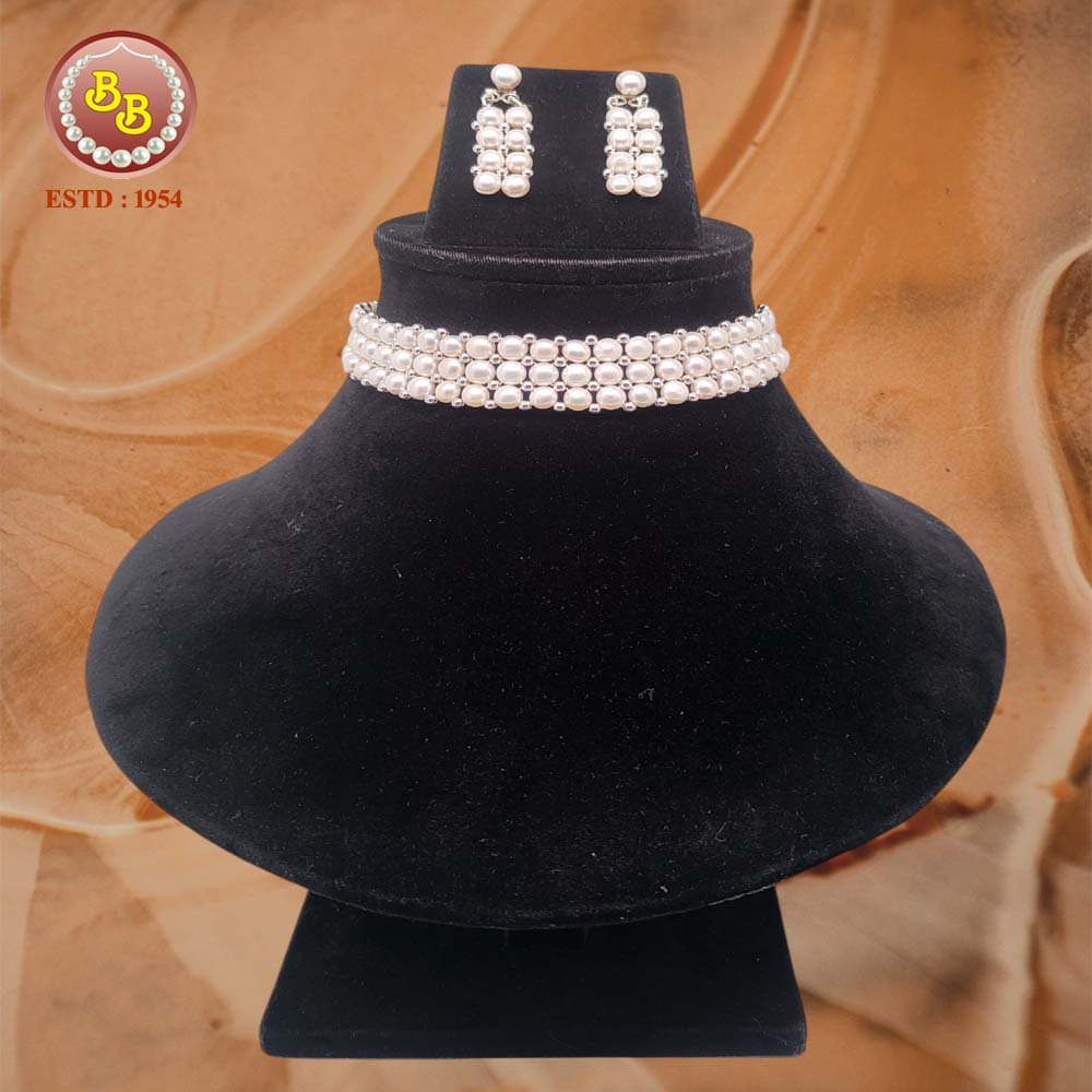 Real Pearls Beautiful Choker 3 D