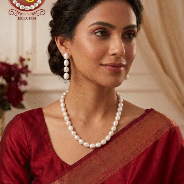 Simple Oval Pearls Set