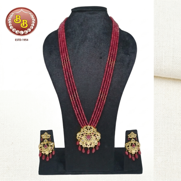 Nizami Pendant With Ruby Color Beads