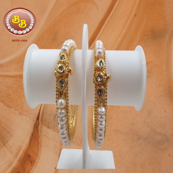 Pearl Bangle with Stone combination