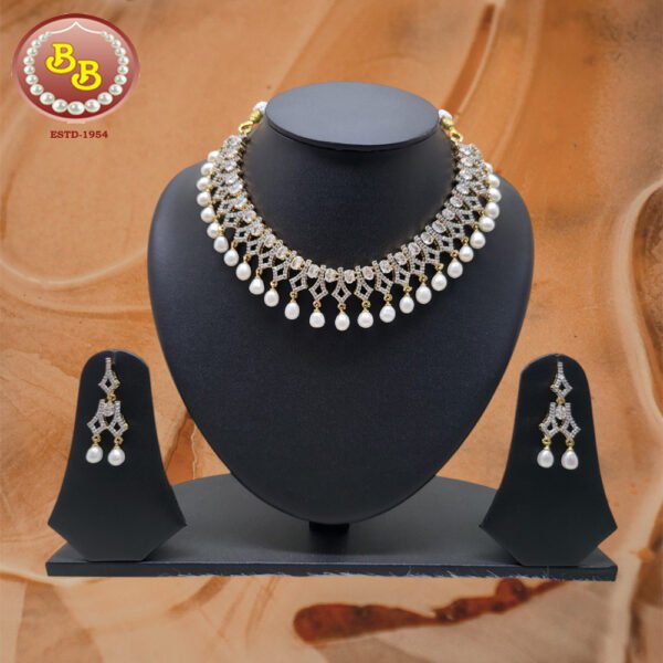 Elegant Real Pearl Hanging Earrings – Classic Drop Design for Women
