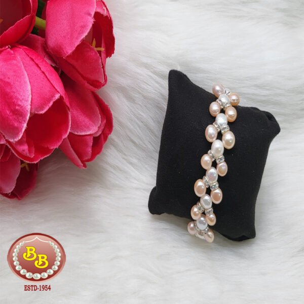 Zig Zag Pearls Bracelet