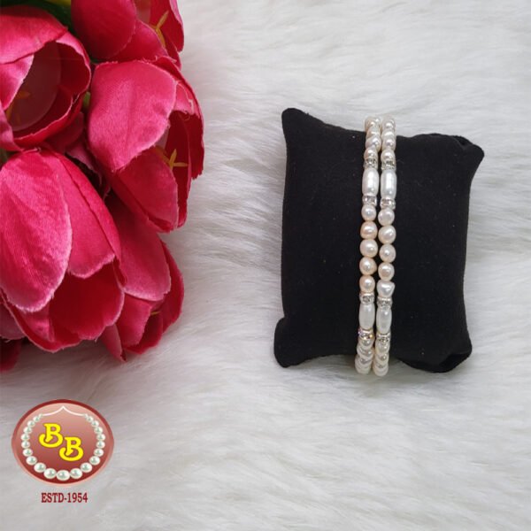 Designer Pearls Bracelet