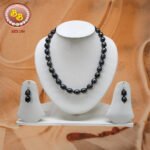 Oval Shape Pearls with Knots Necklace and Earrings Set