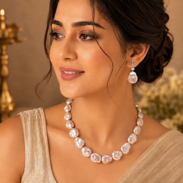 Natural Pearls necklace