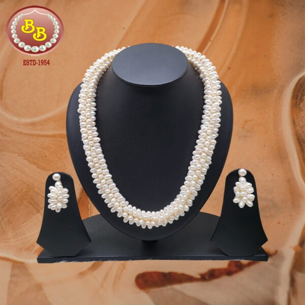 Pearls Set