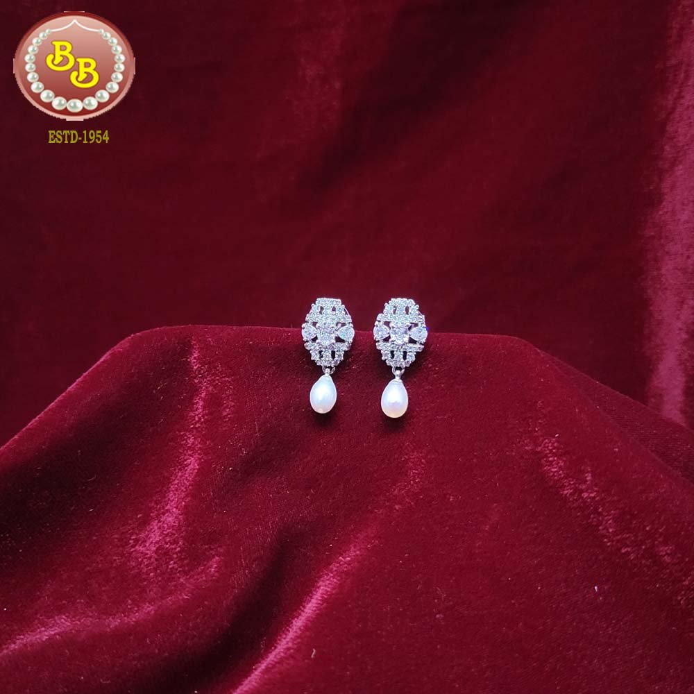 Pearls Hanging 1 SBP ER