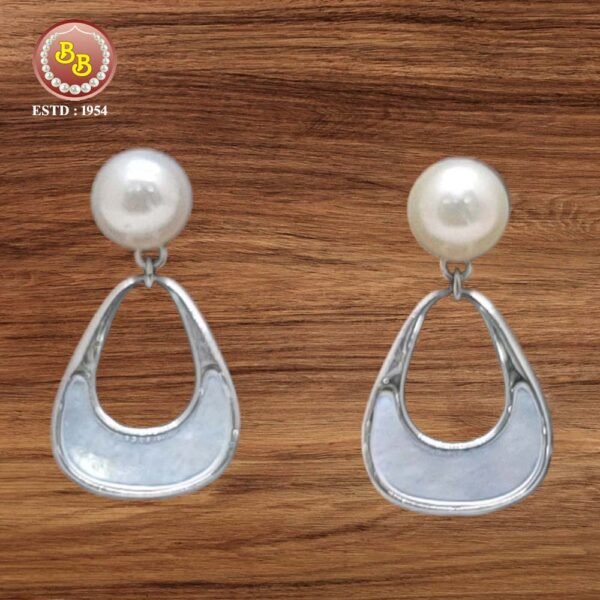 Silver Pearls Earring
