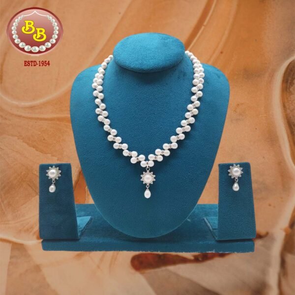 Best Pearls Shop in Charminar, Hyderabad. Buy Real Pearls Online. 4 SBP SLS