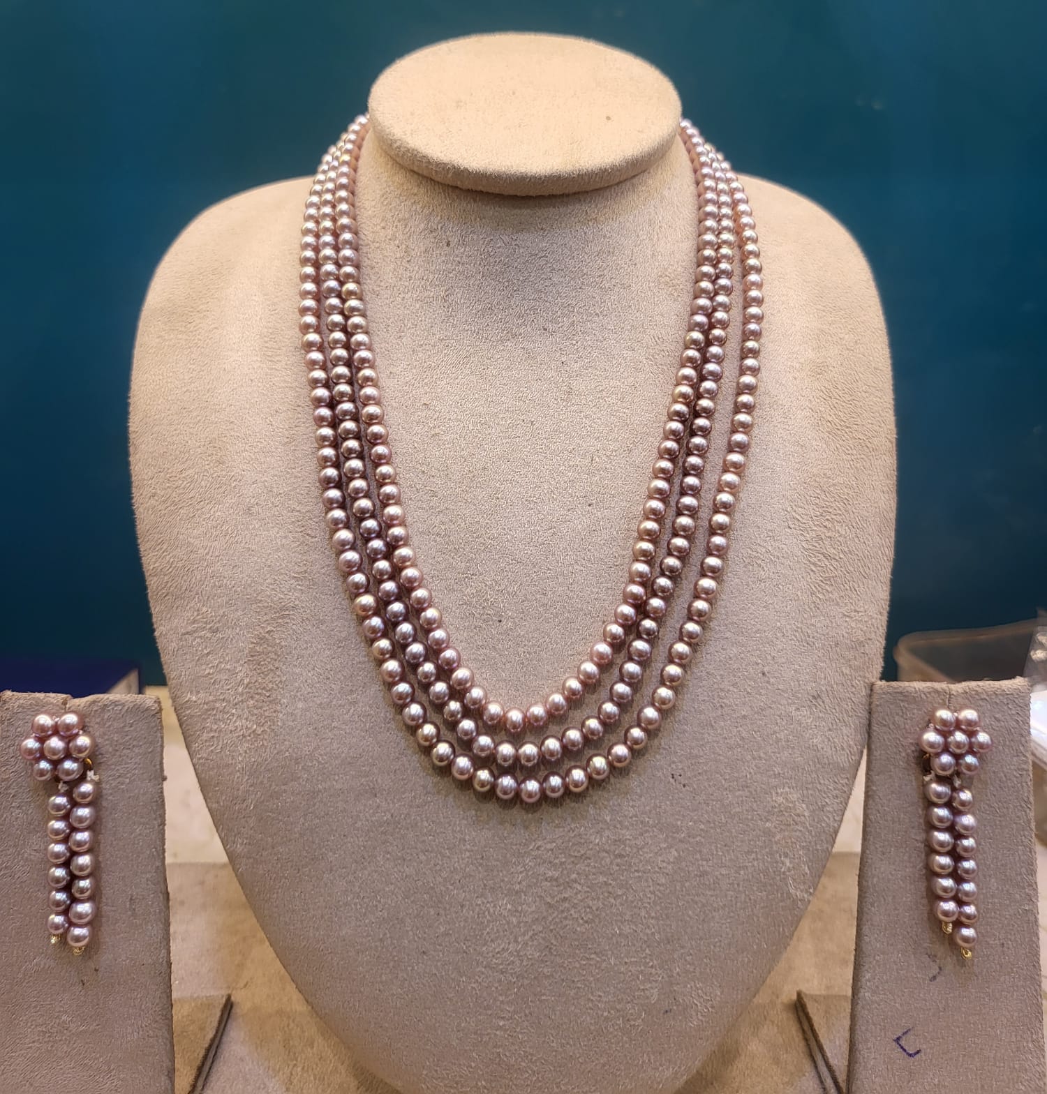 3line Natural Colour Dark Pink Pearls set 3 3line Natural Colour Dark Pink Pearls set